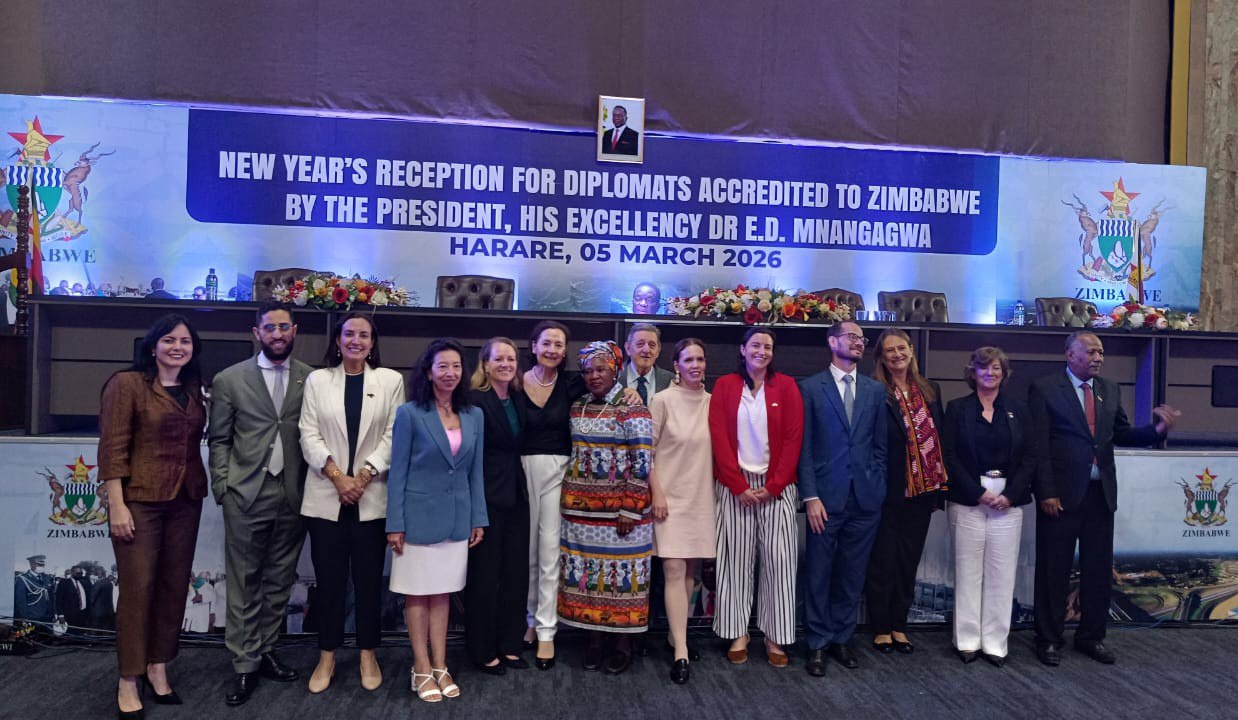 Venezuela presente en saludo oficial del presidente de Zimbabue al cuerpo diplomático