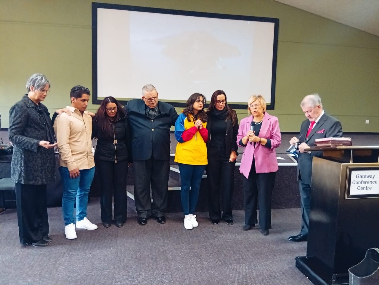Namibia acompaña a Venezuela en oración tras devastadores terremotos